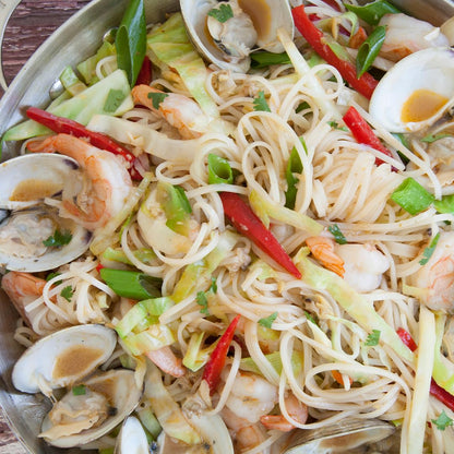 A Taste of Thai Spaghetti Rice Noodles (Thin & Straight Cut)| Restaurant-Quality Thai Flavor in Minutes | Vegan, Gluten-Free, Wheat Free, Non-GMO| For Stir-Fries, Soups & Asian Dishes 16 oz, 1 Pack