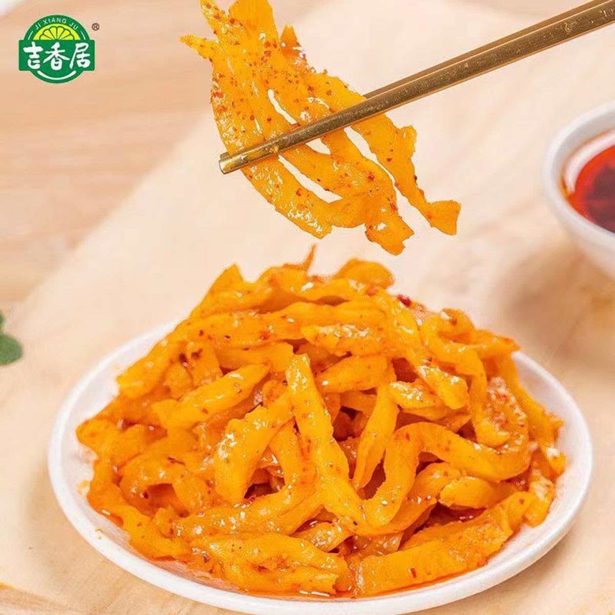 Spicy crispy radish with pickled mustard (15g*12 packs) Radish with pickled mustard 180g (6.3oz.) Dried radish with salted vegetables