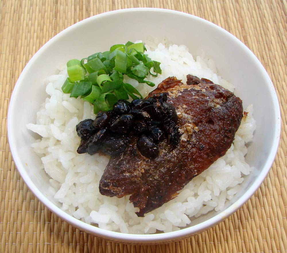 Dace (Fried & Whole) w/ Salted Black Bean in Oil 豆豉鯪魚 6 cans