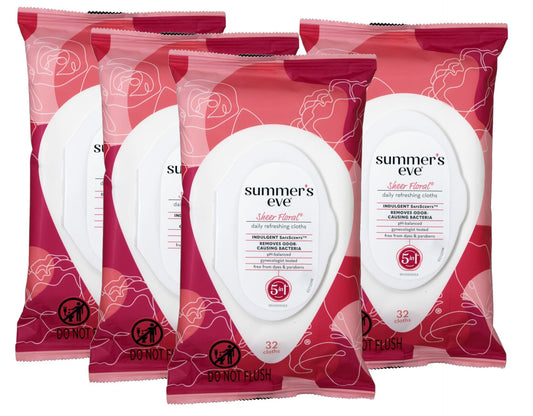 Summer's Eve Cleansing Cloths | Sheer Floral |32 Count | Pack of 4 | pH-Balanced, Dermatologist & Gynecologist Tested