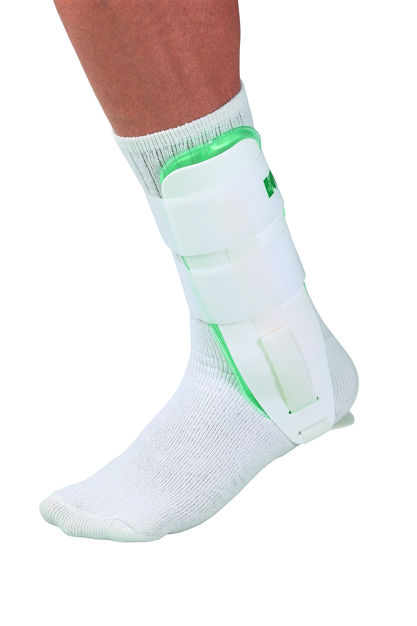 MUELLER Gel Ankle Brace, Cold Therapy, White, One Size Fits Most