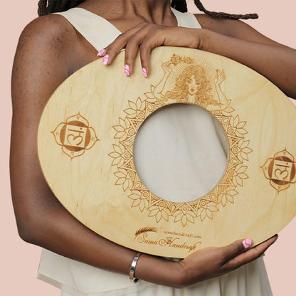 Seat for Yoni in a Luxury Package with Engraved Pictures of Goddess Yoga and Muladhara - Intro kit Package (Seat, Herbs 4 Ounce), Gold)