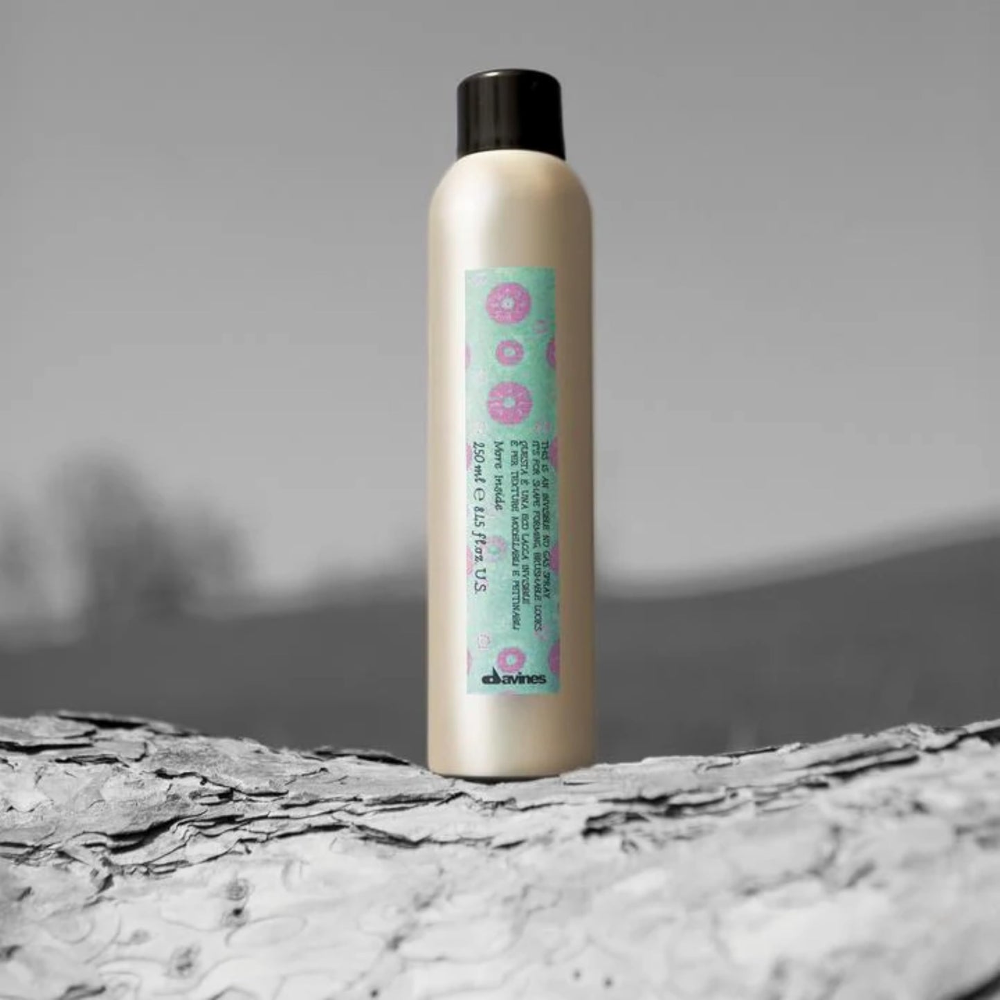 Davines This Is An Invisible No Gas Spray, Medium Hold Natural Finish - Non-Aerosol Spray for Brushable Hold - Fast Drying & Humidity Resistant, 8.45 Fl Oz