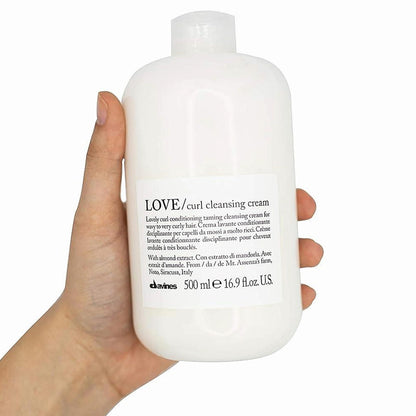 Davines LOVE Curl Cleansing Cream, 2-in-1 Conditioning Shampoo & Co-Wash for Wavy and Curly Hair - Light Gentle Cleanse Removes Impurities for Extremely Soft Curls with Almond Extract, 16.9 Fl Oz