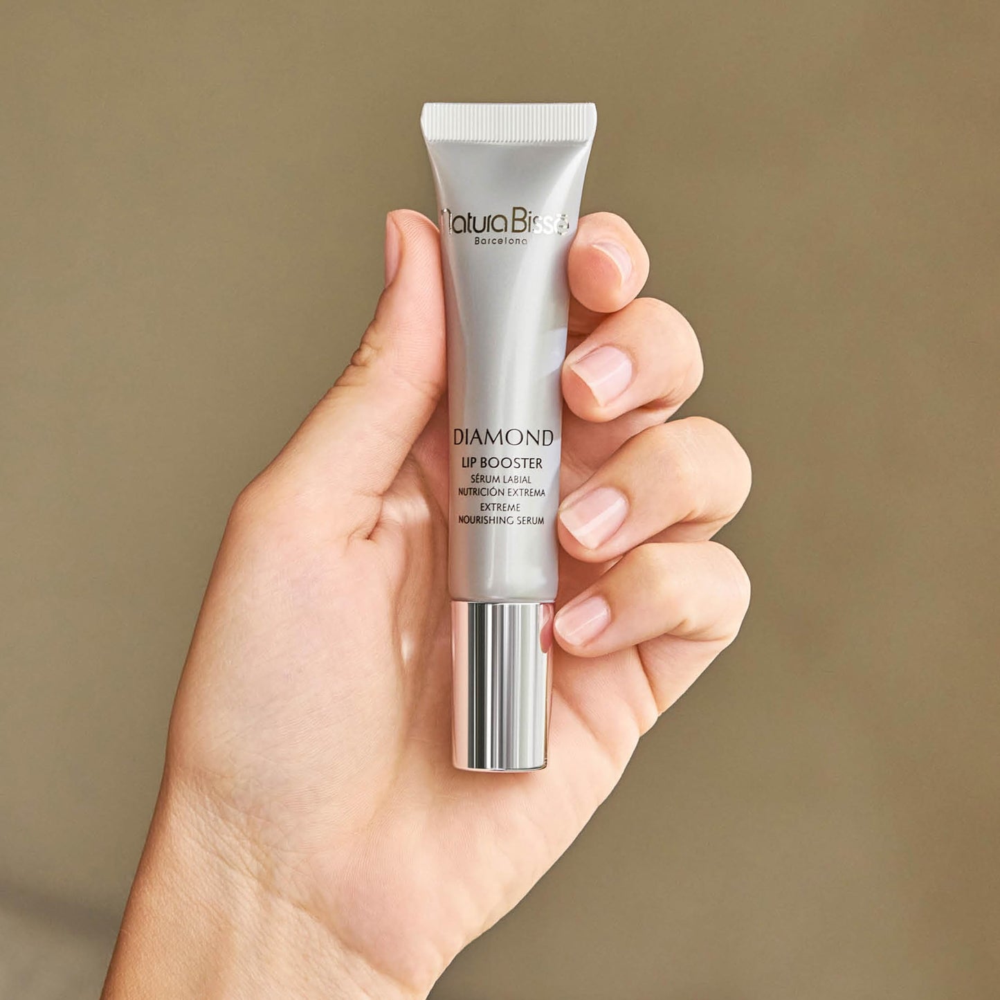 Natura Bissé Diamond Lip Booster, Extreme Nourishing Lip Serum, Smooths, Plumps & Replenishes, For Normal & Dry Skin, 0.5 Oz