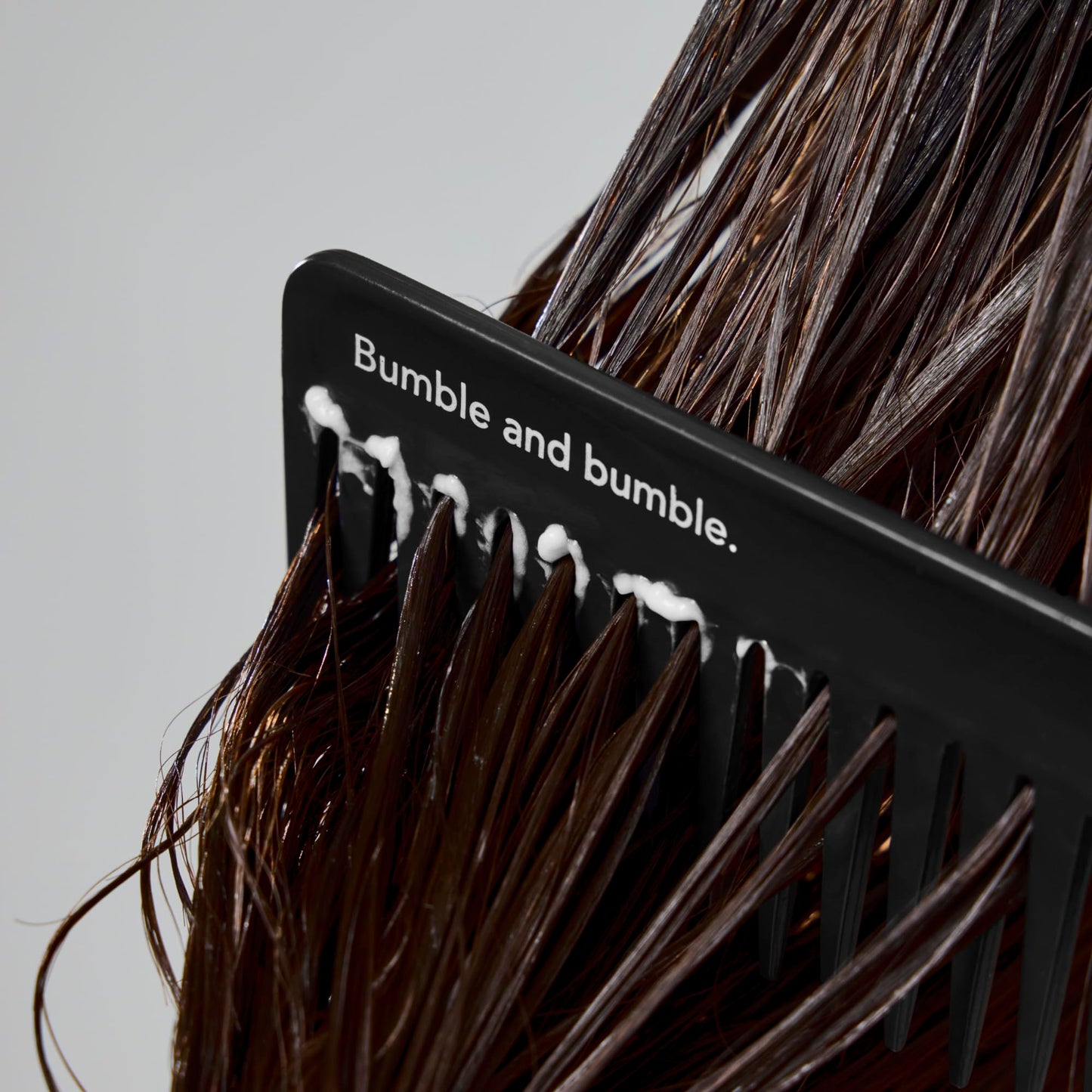 Bumble and bumble. Super Rich Hair Conditioner For Every Day | Detangles | Adds Moisture and Shine | For All Dry Curly, Wavy, Straight Hair Types | With Glycerin + Avocado Oil