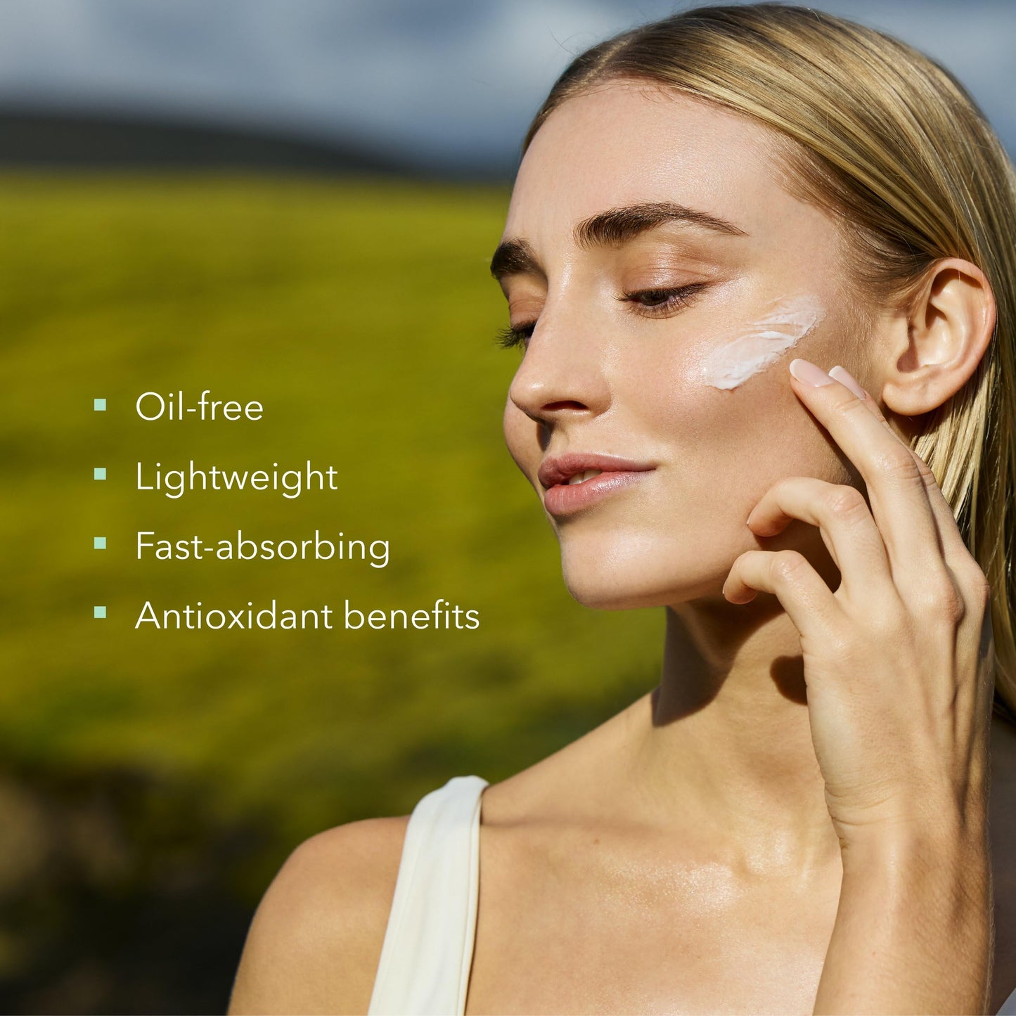 Bioeffect Hydrating Cream Moisturizer | Lightweight Oil-Free Water Cream with Pure Icelandic Water, Hyaluronic Acid & Vitamin E to Smooth & Plump Skin | Fragrance-Free, 50 mL / 1.7 oz