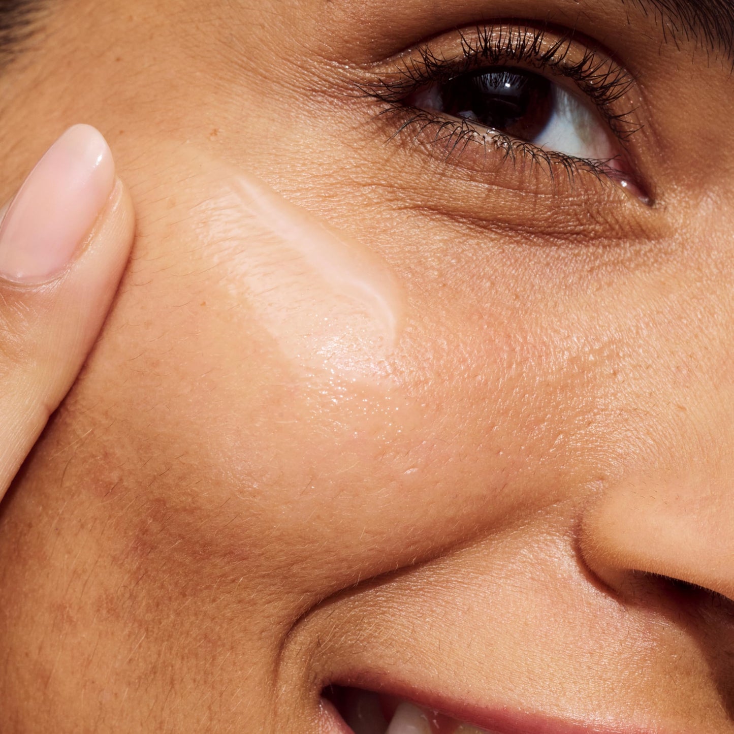 Clinique Even Better Clinical Dark Spot Clearing Vitamin C Face Serum For All Skin Types | Brightening + Soothing