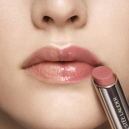Estée Lauder Futurist HydraPlump Tinted Lip Balm | Includes Hyaluronic Acid + pH-Adaptive Color | Hydrates, Strengthens Lip Barrier
