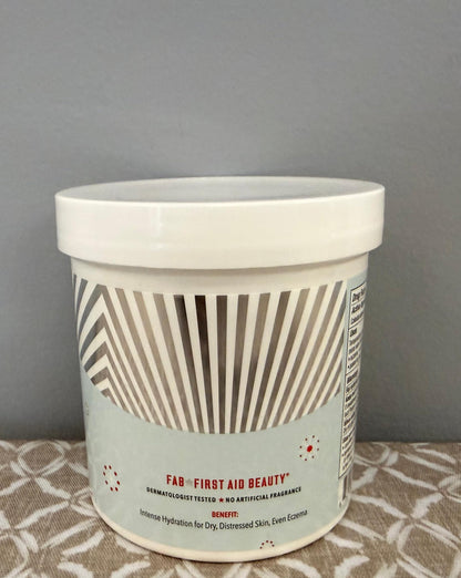 First Aid Beauty - Ultra Repair Cream, Intense Hydration Whipped Colloidal Oatmeal, Clinically Proven to Strengthen Skin Barrier in 7 Days & Helps Relieve Eczema, Luxury Face & Body Moisturizer, 14 oz