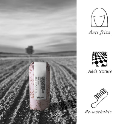 Davines This Is A Texturizing Serum, Light Hold Texture & Structure - Serum for Wavy Looks - Adds Body & Softness without Weighing Down, 5.07 Fl Oz