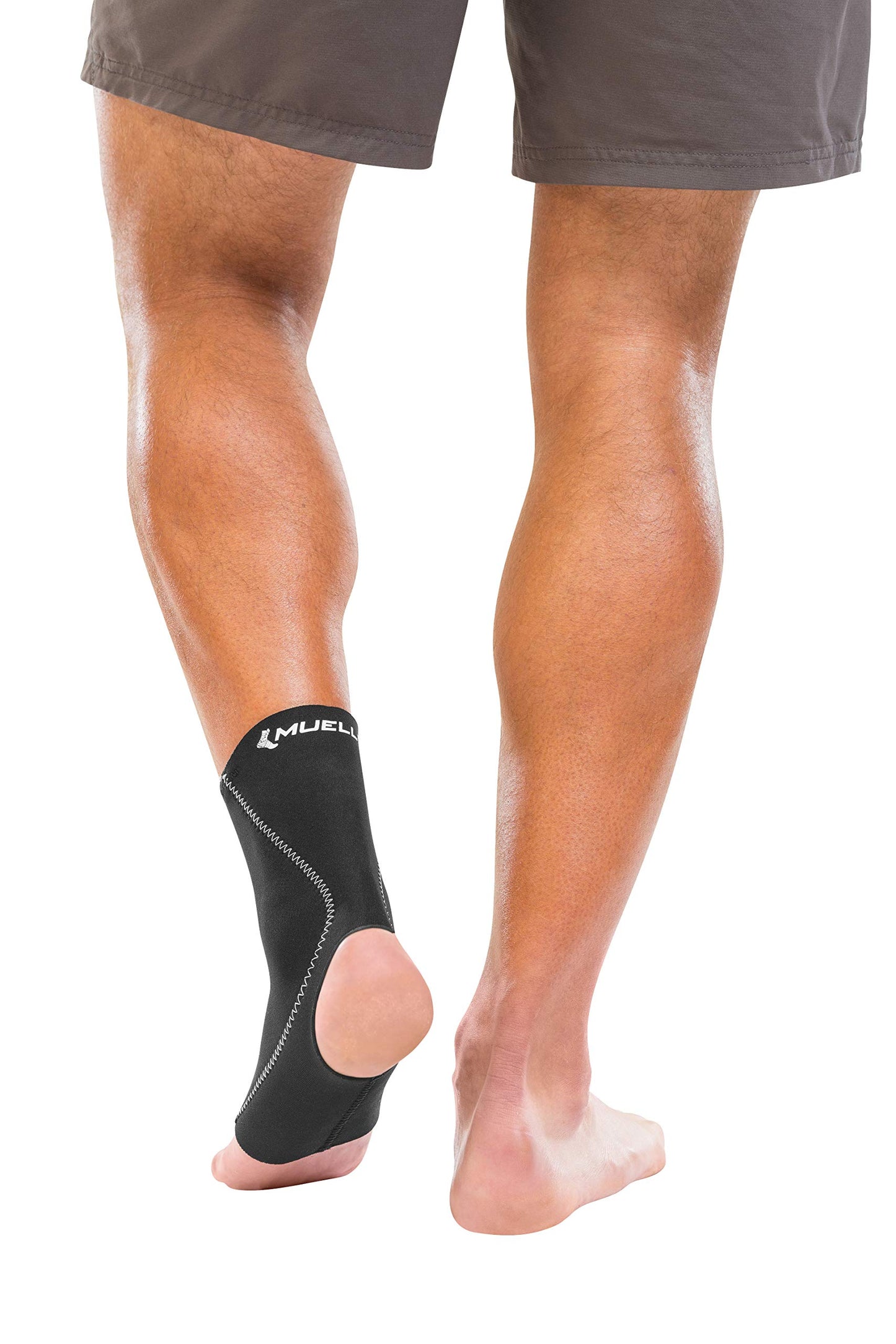 Mueller Sports Medicine Neoprene Ankle Support Sleeve, Ankle Pain Relief Support for Men and Women, Ideal for Sprains, Strains, Arthritis, Black
