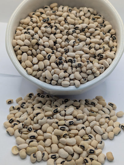 High Plains Blackeye Peas | 10 Pound Bag | Farm-Fresh | Non-GMO Verified | High Protein & Fiber Source | Dry Beans & Peas | Directly Sourced from Local Farmers