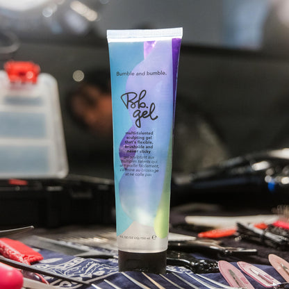 Bumble and bumble. Hair Gel Sculpting Medium | Flexible + Brushable |Adds Shine | Flake Free Finish| For All Curly, Wavy, Straight Hair Types, 5 Fl Oz