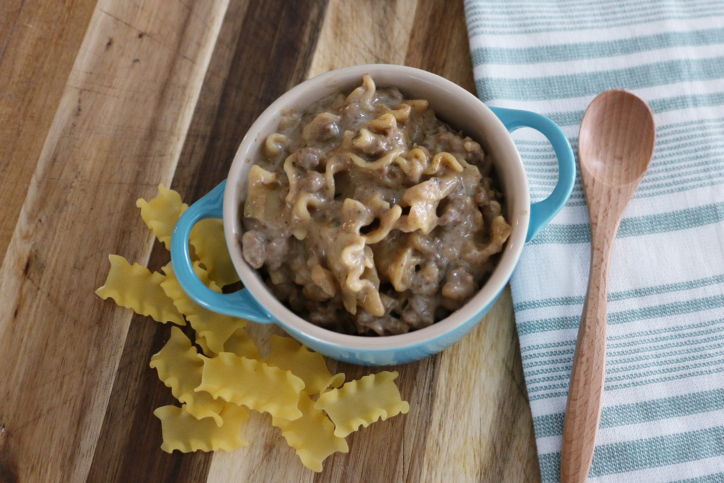 Mom's Place Gluten-Free Beef Stroganoff One Pot Skillet Meal - Easy to Make Meal Kit, Dairy Free, Nut Free & Soy Free, 8 servings, 6.7 oz
