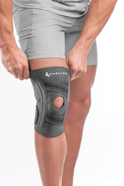 Mueller Sports Medicine Comfort Plus Self Adjusting Knee Stabilizer, Knee Pain Relief Support for Men and Women, Ideal for Arthritis, Sprains, Black,