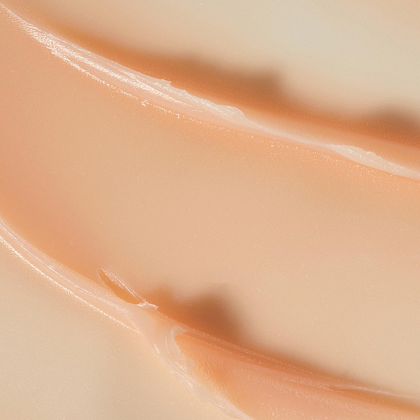 Omorovicza Queen Cream (1.0 oz), Face Moisturizer, Daily Priming Moisturizer Face Cream with Plant-Derived Elastomer, Brown Microalgae & Antioxidant Oils to Hydrate, Plump & Blur Fine Lines