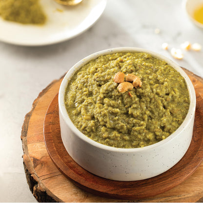 Chutnefy Palak Dal Khichdi (Loaded with Spinach, Ghee and Nuts) | 1.8oz (Dry) | Serves 1 - 2 (Add Hot Water to Make 7.8 oz) | Ready to Eat Instant Meal | No Cooking Needed | No Artificial Ingredients