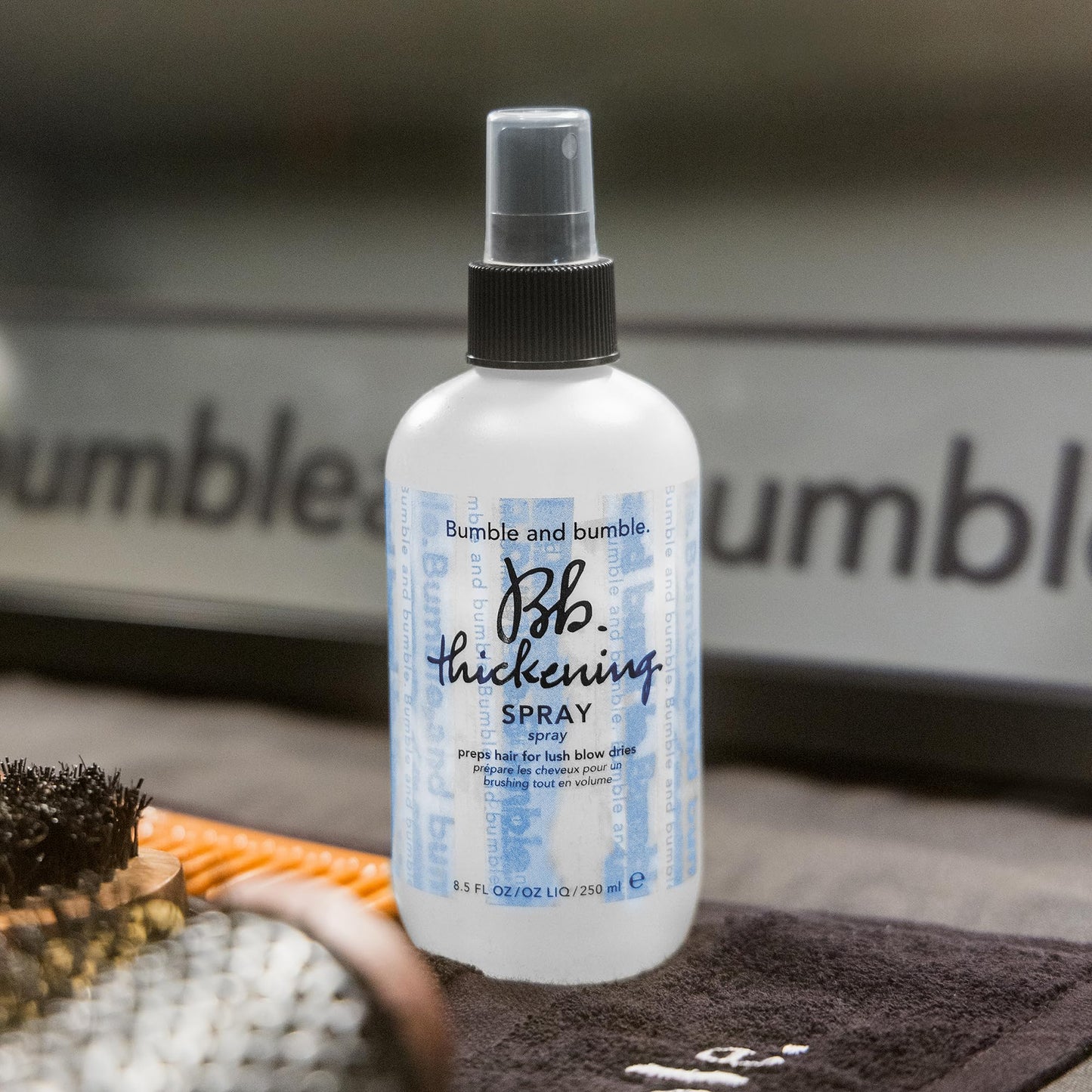 Bumble and bumble. Thickening Blow-Dry Prep Spray | Pre-Styling Primer | Adds Lightweight Volume For Lush Blow Dries | For Fine to Medium Straight, Wavy Hair Types