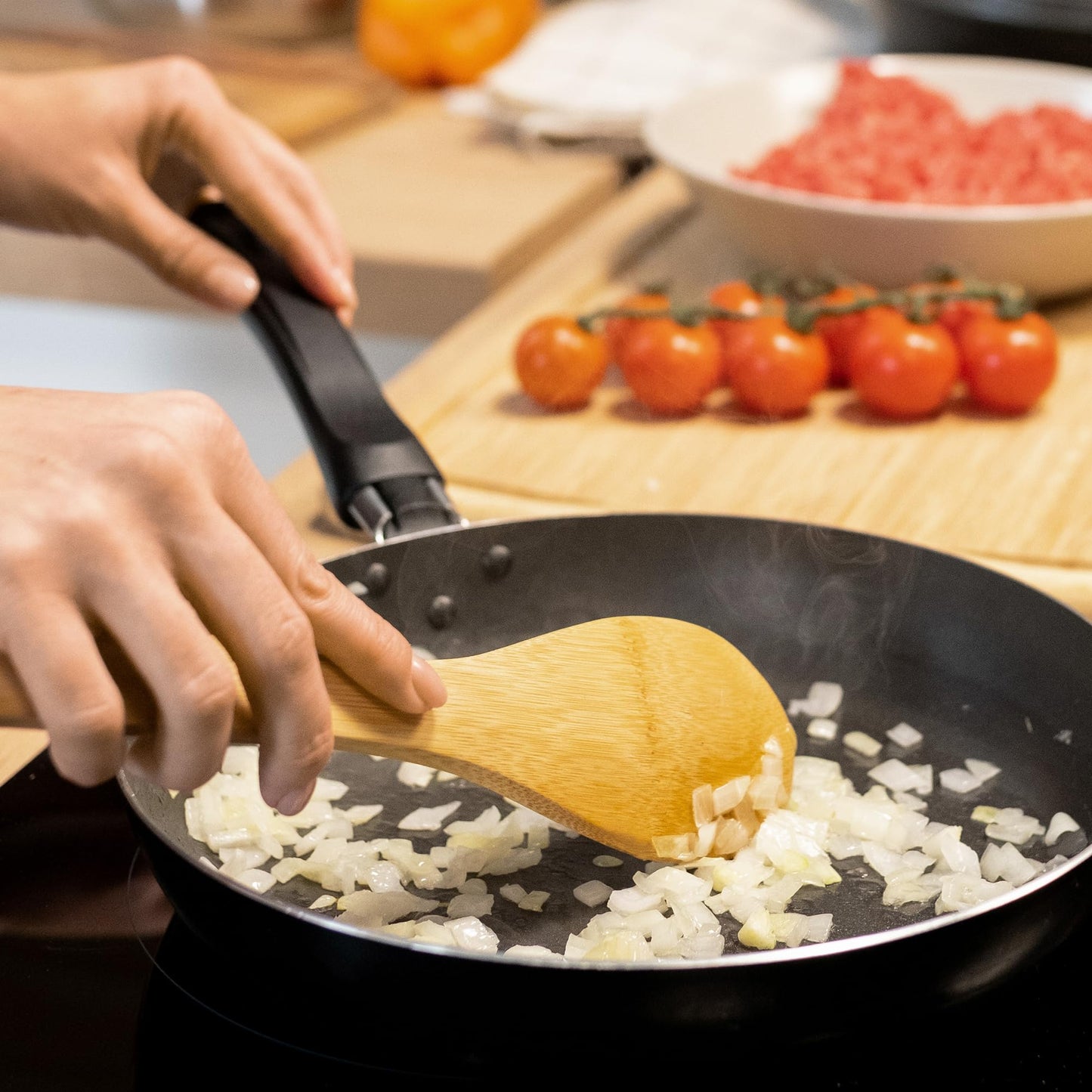 Birch & Meadow Chopped Onions, 12.8 oz, Cut & Dried, Soups & Casseroles, Versatile Ingredient