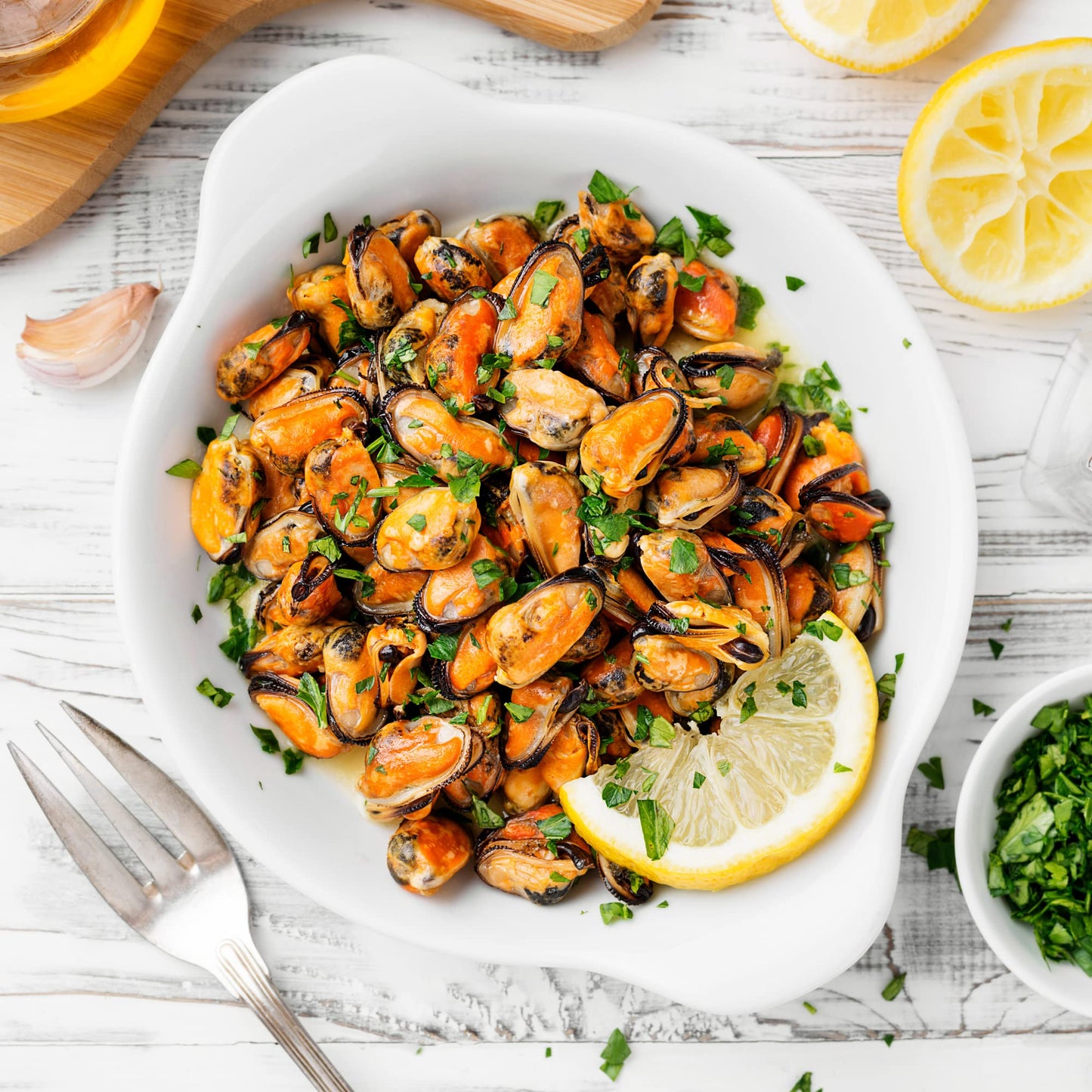 Sanniti Mussels in Garlic Butter, 3.9 oz | Scandinavian-Style Seafood | Heat & Serve | Product of Denmark | Natural Source of Omega-3