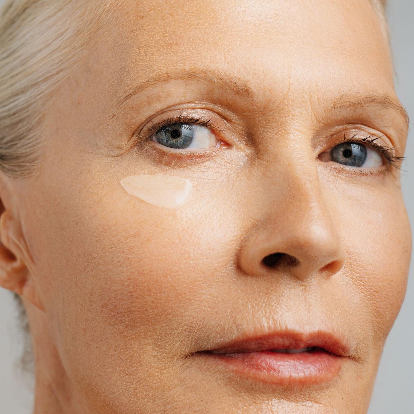 Germaine de Capuccini - Timexpert Lift (IN) | Supreme Definition Eye Contour Emulsion - Anti-Aging Eye Cream for a Firm, Luminous and Rejuvenated Look