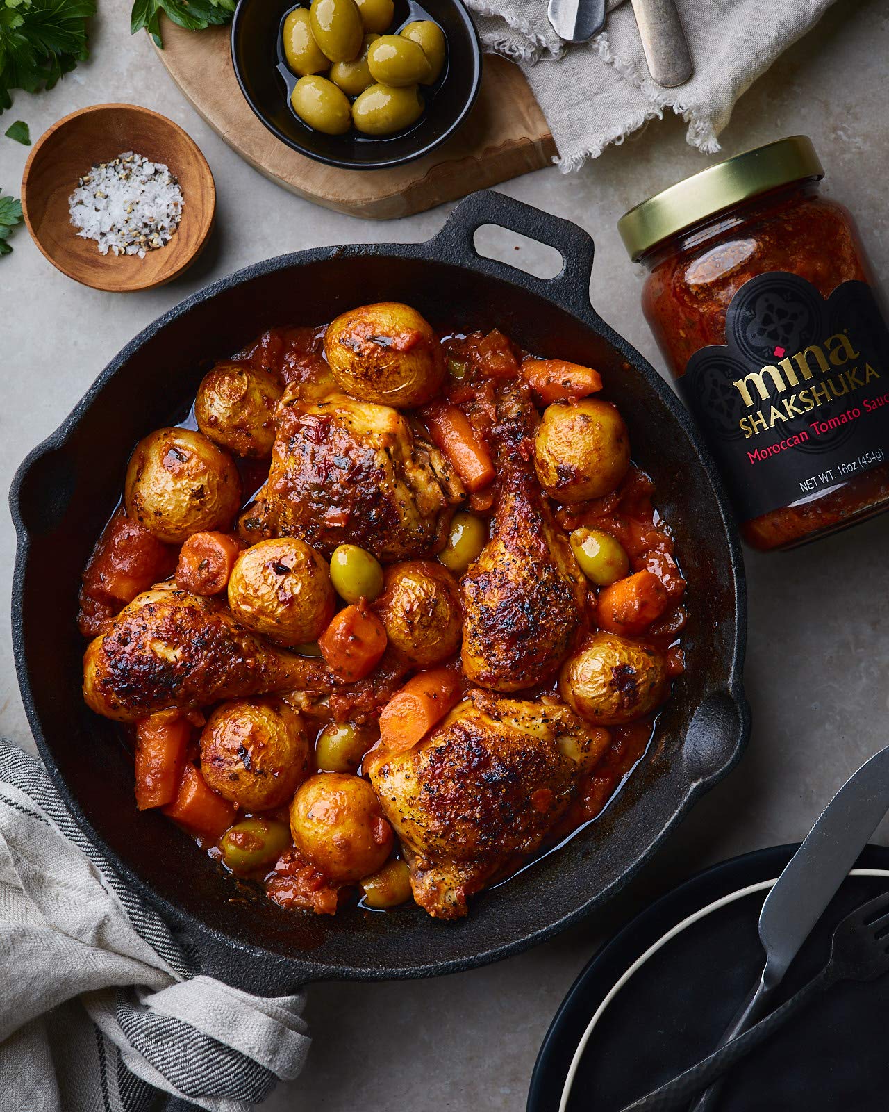 Mina Shakshuka Sauce, Moroccan Tomato Sauce, 16 Oz Sugar Free Sauce, Keto Friendly, Perfect to Use as Pasta Sauce and Simmer Sauce, Delicious with Eggs, Pizza, Sandwiches, and More