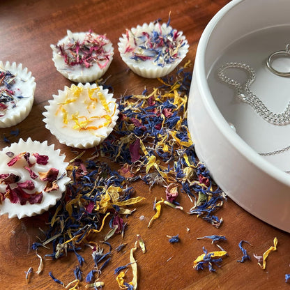 Naturals Brilliant Flower Petal Blend - Edible blend of calendula, blue cornflower and rose petals, all natural, food-grade, dried floral mix for baking, cocktails & garnish