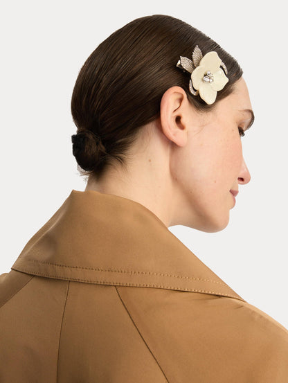 Oscar Renta Pearl Blossom Crystal