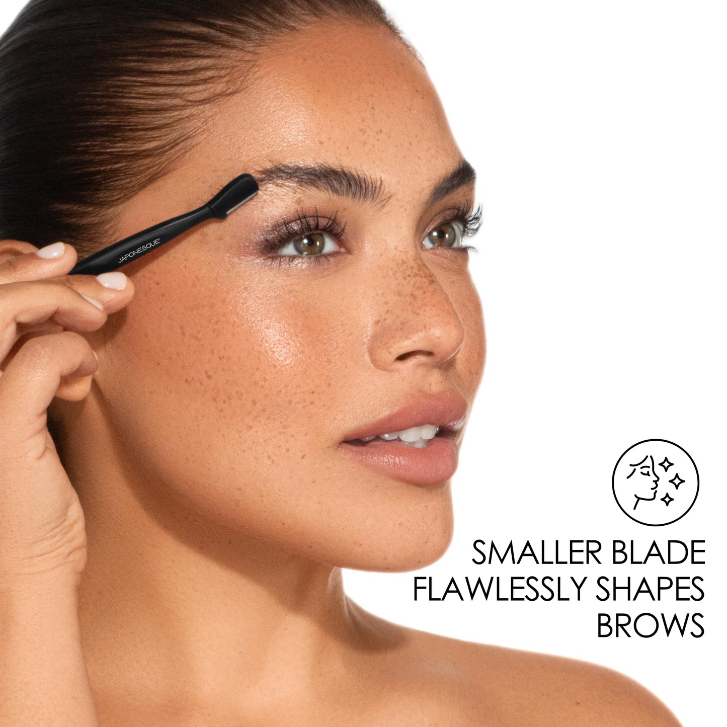 Japonesque Eyebrow Razor with Ultra-Sharp Stainless Steel Blades, for Removal of Facial Hair on Women. Also acts as a Dermaplane Razor to Remove Peach Fuzz & Exfoliate the face -Travel Cap Included