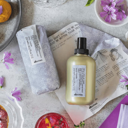 Davines This Is A Blow Dry Primer, No Hold Volume & Anti-Humidity Spray - Preps Hair for Styling, Protects from Heat & Adds Natural Shine, 8.45 Fl Oz