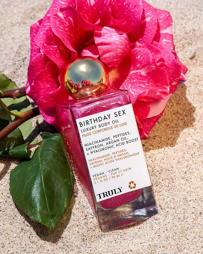 Truly Luxury Body Oil | Hydrating & Illuminating with Natural Shimmer | For Smooth, Glowing Skin and Long-Lasting Fragrance