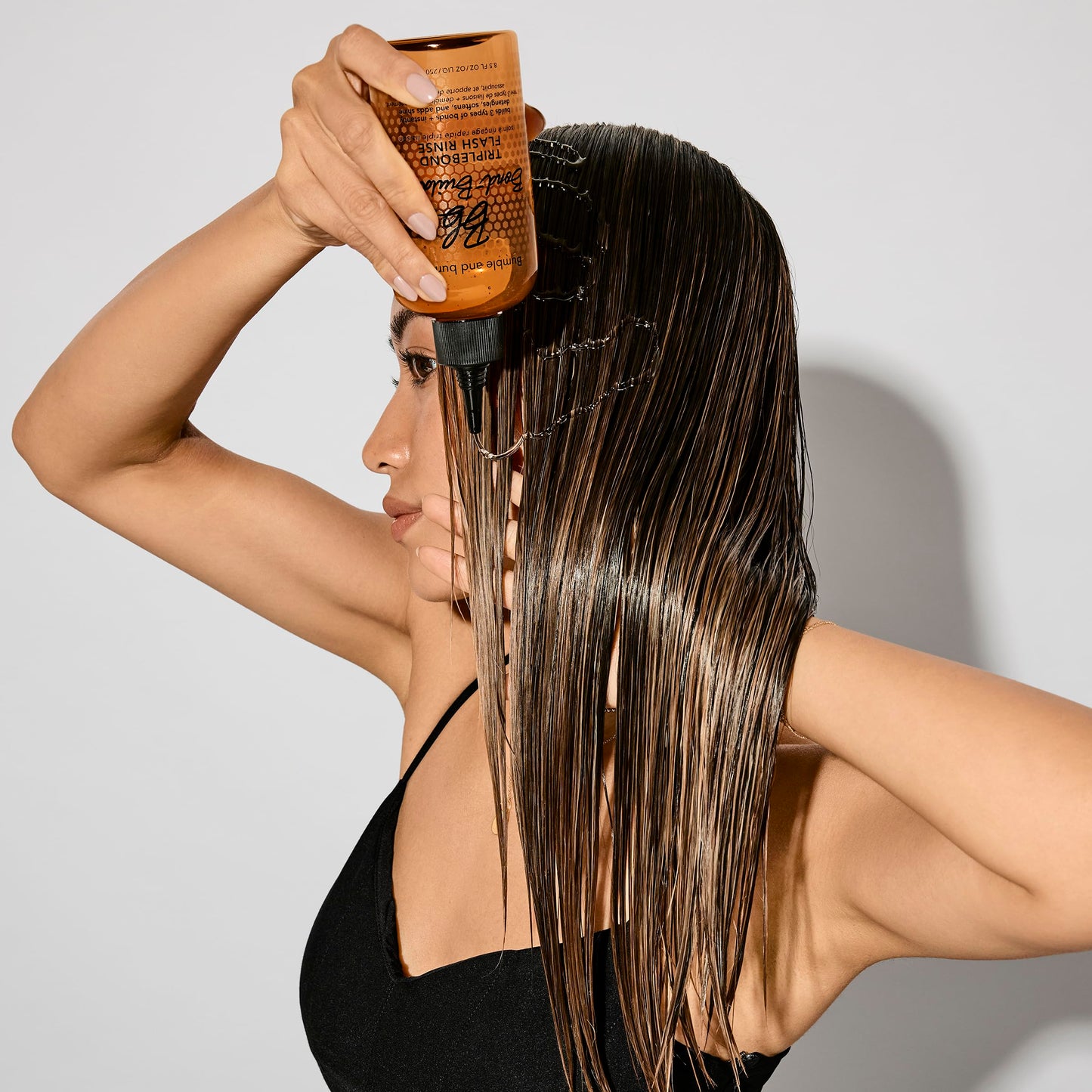 Bumble and bumble. Bond-Building TripleBond Flash Rinse For Damaged Hair