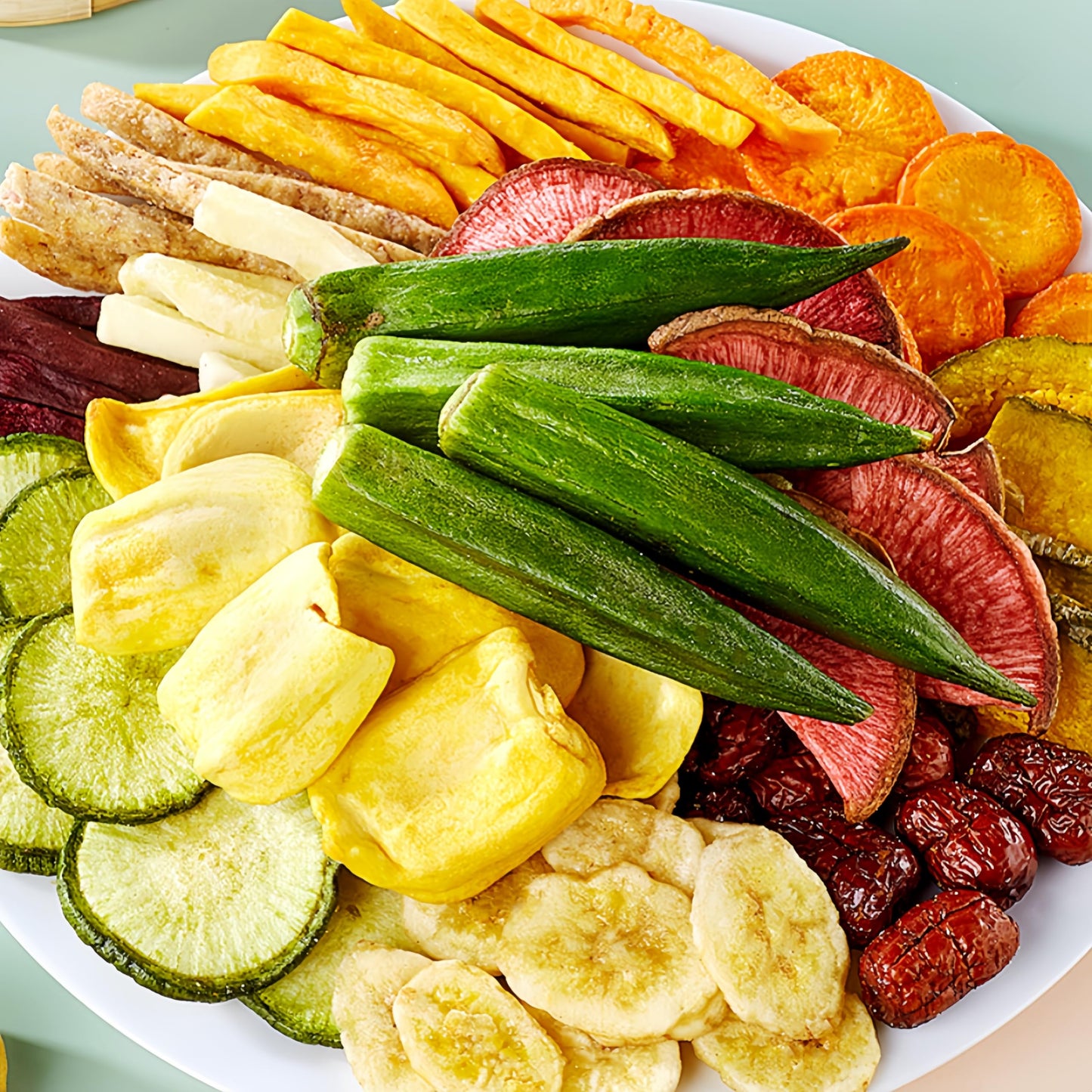 Freeze Dried Fruit and Vegetable Crisps | 250G 8.8 Oz Dried Vegetable Slices | Dried Fruit Slices| Fruit and Vegetable Crisps | 12 Different Fruit and Vegetable Crisps | Resealable Bag Premium Freeze-Dried Fruits