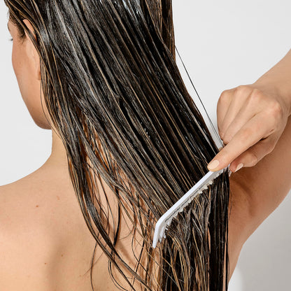 Bumble and bumble. Bond-Building Hair Repair Conditioner | Strengthens and Prevents Breakage | Smooths Frizz, Adds Shine | For Damaged Curly, Wavy, Straight Hair Types