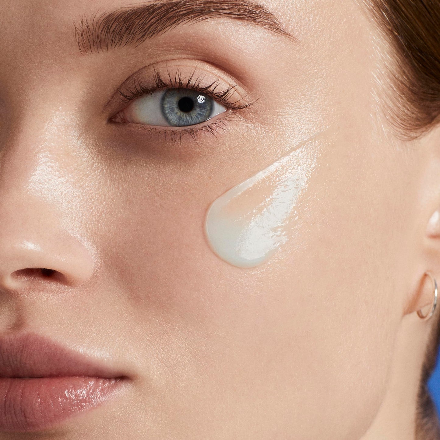 Biotherm Aquasource Night Spa, Night Leave-On Gel Moisturizer with Aquasource Hydrating Formula & Biotech Plankton, Replenishes, Smoothes Skin Overnight, Spa Like Moisture Experience, 1.7 Fl. Oz.