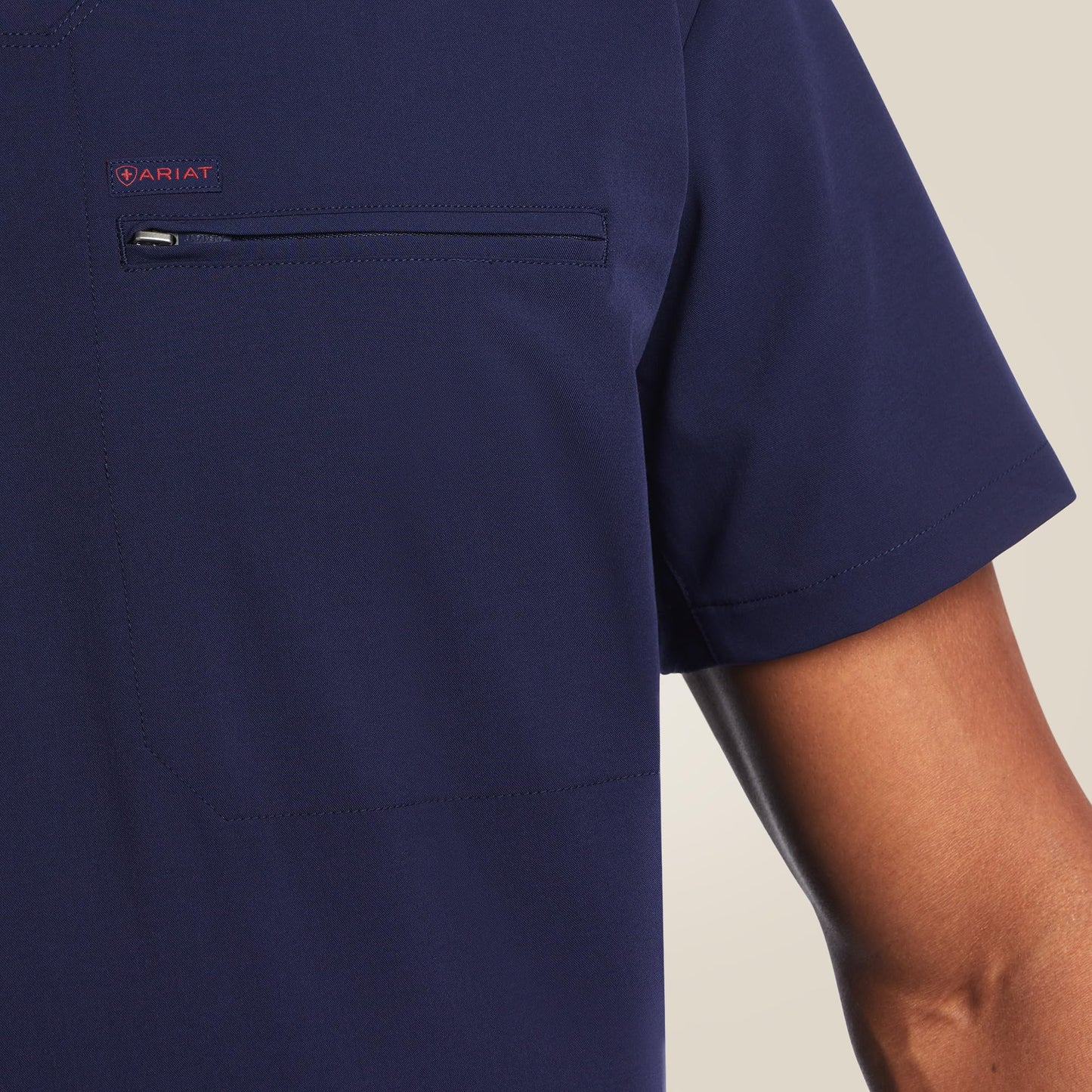 Ariat Men's Whitman Two Pocket Scrub Top
