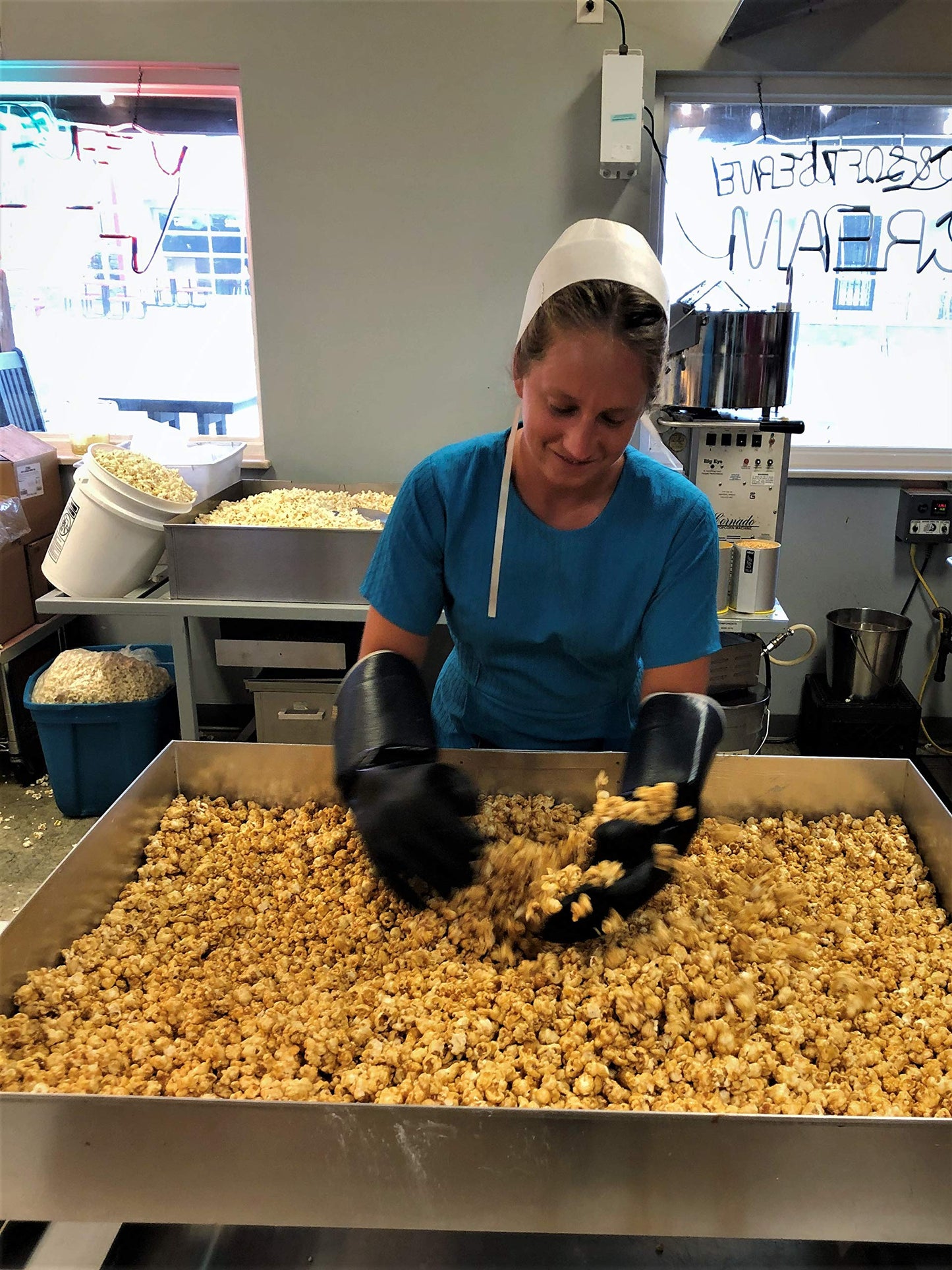 Amish Good Caramel Corn