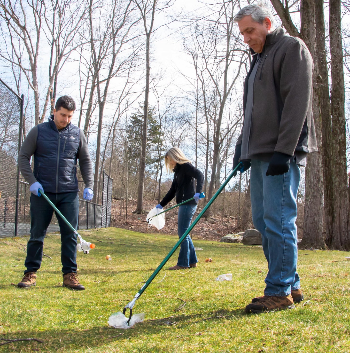 Unger Professional 36” Nifty Nabber, Reacher Grabber Tool, Trash Picker Upper, Built-In Magnet and Ergonomic Grip, Outdoor Claw Pickup for Yard Clean Up, Reaching Assist for Seniors